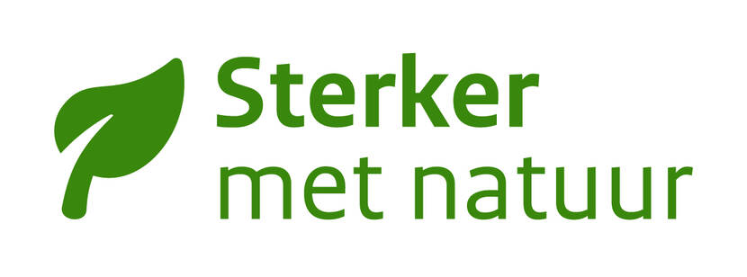 Logo smn 2 regels groen en wit